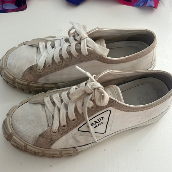 Used Prada sneakers - Picture 1 of 5